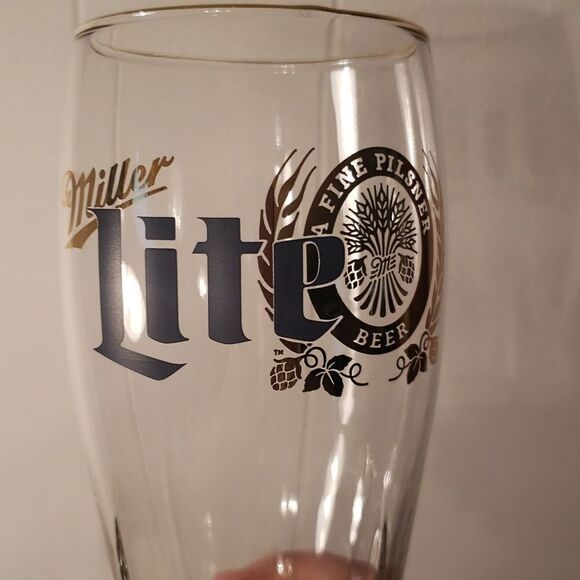 NWOT Set of Two 18 oz Miller Lite Beer Glasses - Picture 5 of 7